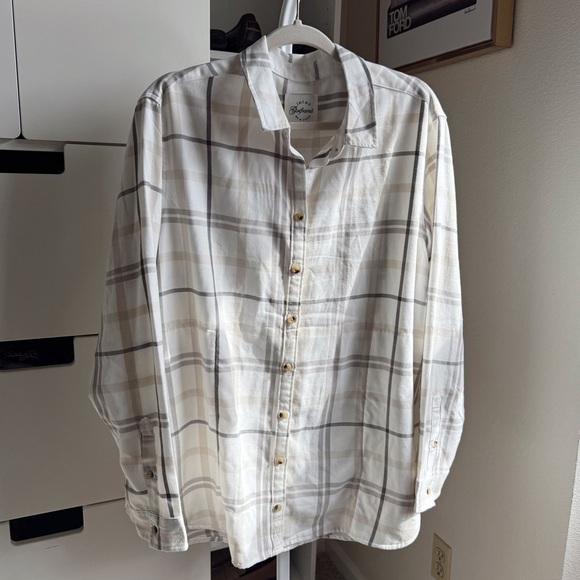NWOT JACHS Girlfriend White and Gray Women's Super Soft Feel Flannel Shirt - Picture 4 of 8